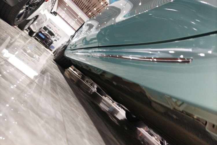 鸿蒙智行 智界S7 2025款 785km Ultra局部细节9002