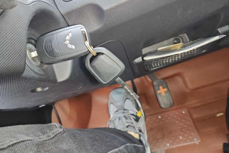 五菱汽车 宏光MINIEV 2020款 自在款 磷酸铁锂中控内饰11