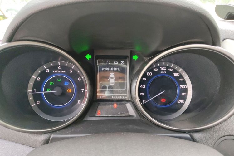 长安 逸动 2016款 XT 1.6L 手动俊酷型中控内饰14