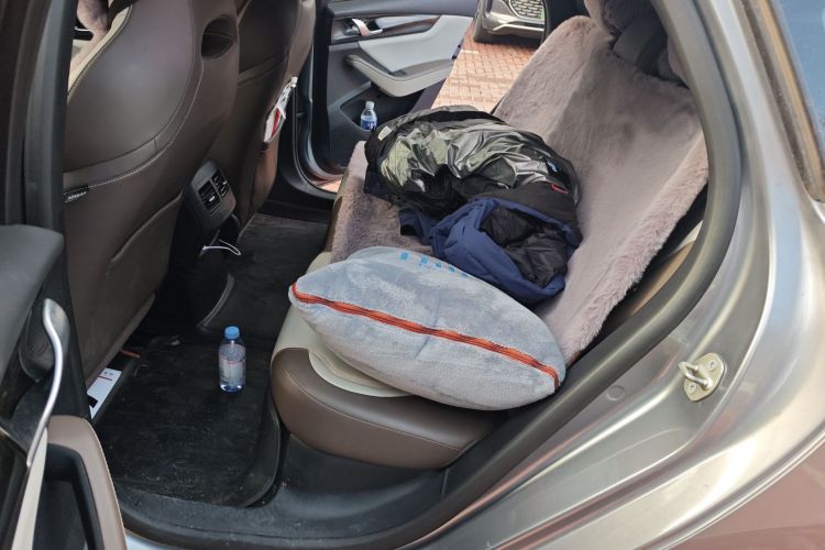 比亚迪 秦PLUS 2023款 冠军版 DM-i 55KM领先型中控内饰21