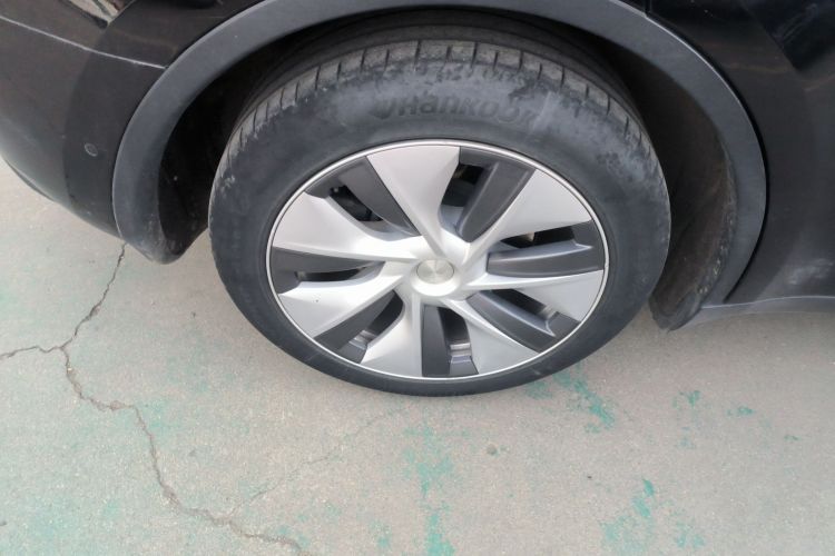 特斯拉 Model Y 2022款 长续航全轮驱动版车身外观6008