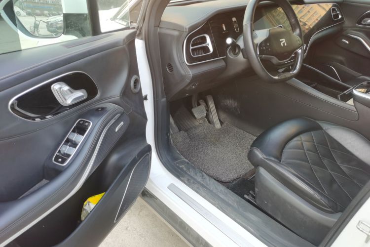 飞凡汽车 飞凡R7 2022款 长续高阶版中控内饰7003