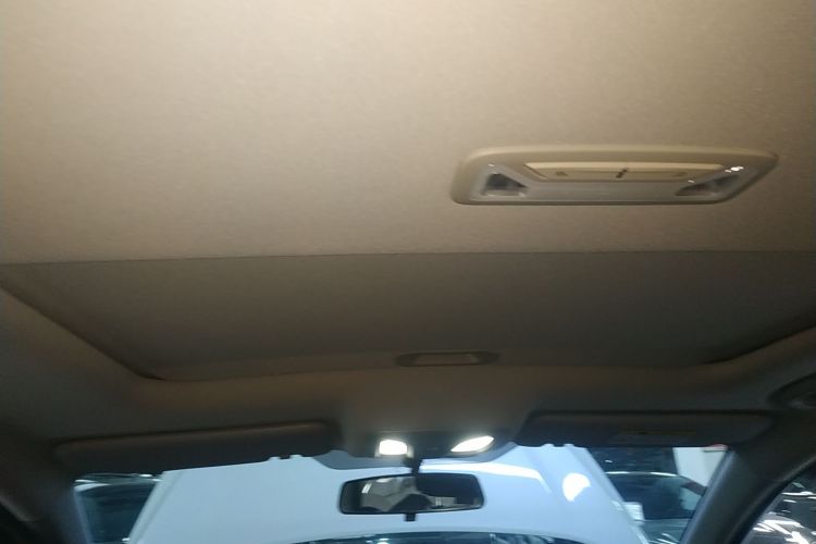 长安 逸动 2022款 PLUS 1.6L GDI 手动豪华型局部细节22