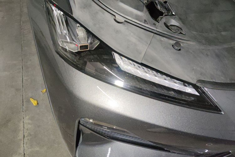 深蓝汽车 深蓝SL03 2022款 1.5L 1200增程版车身外观8