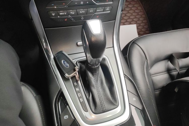 福特 锐界 2018款 EcoBoost 245 两驱豪锐型 7座 国V局部细节18