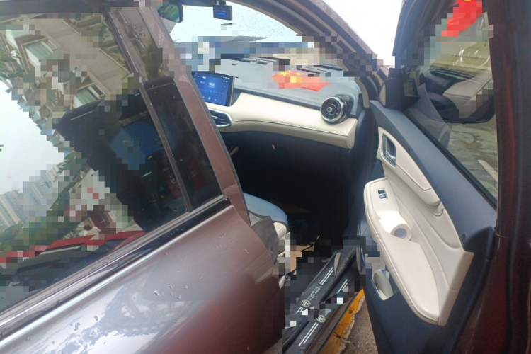 名爵 MG领航新能源 2021款 Trophy系列 1.5T 混动Trophy旗舰版局部细节9005