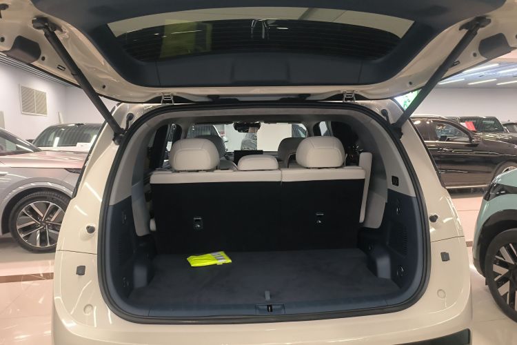 极氪MIX 2025款 长续航智驾版局部细节23