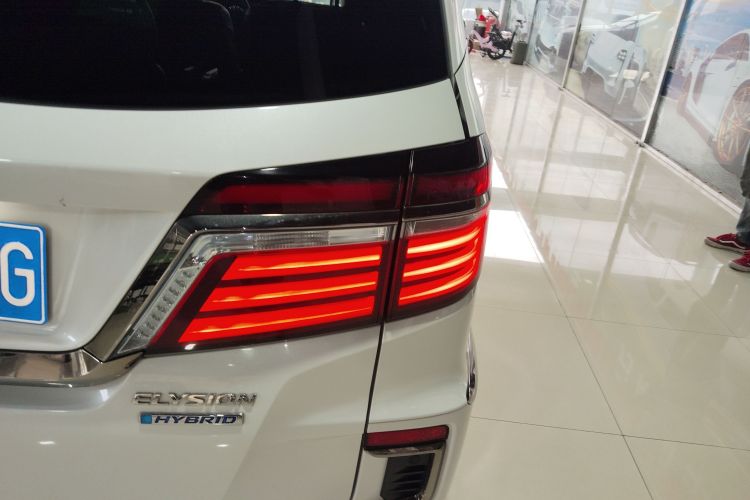 本田 艾力绅 2019款 2.0L 混动豪华版车身外观6006