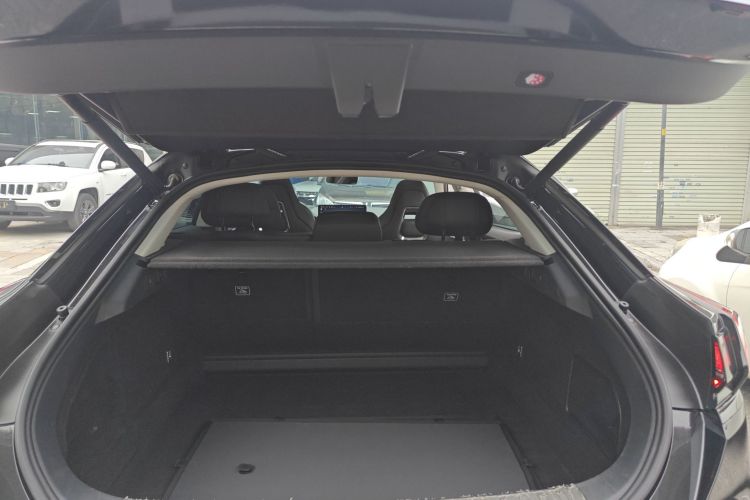 极氪001 2022款 长续航双电机 WE版局部细节23