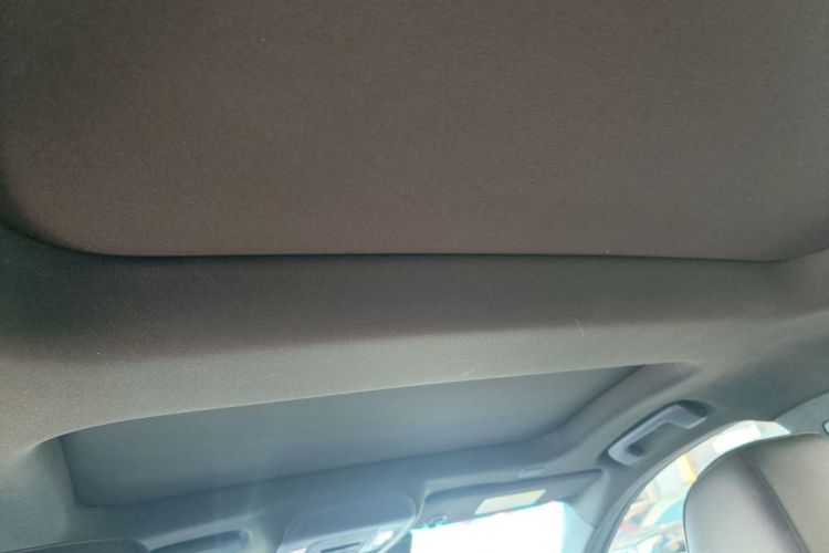 凯迪拉克CT5 2023款 28T 豪华型（标准版）中控内饰22