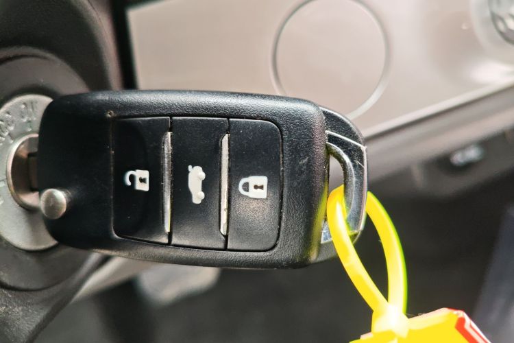 长安启源 长安Lumin 2022款 210km 香甜款中控内饰11