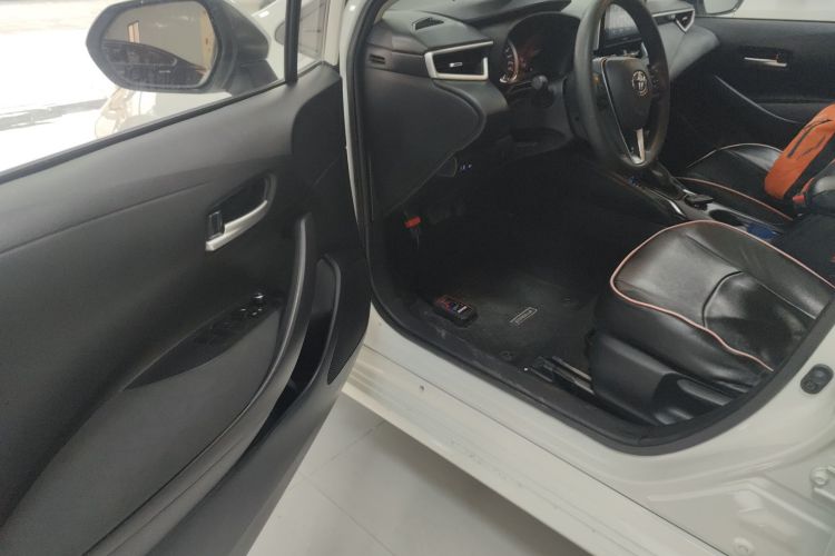 丰田 卡罗拉 2019款 1.2T S-CVT GL-i精英版中控内饰20