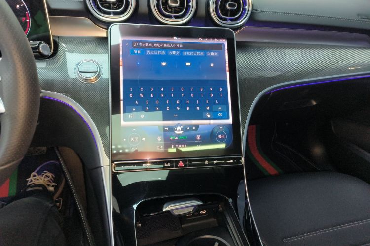 奔驰C级 2022款 C 260 L 运动版中控内饰16