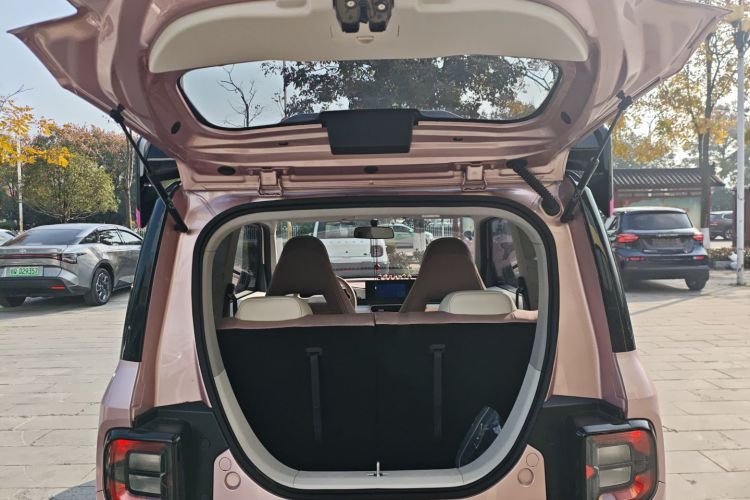 吉利银河 2025款 210km 熊猫卡丁机舱底盘23