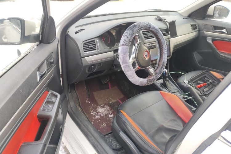 大众 朗逸 2017款 1.6L 自动风尚版中控内饰7003