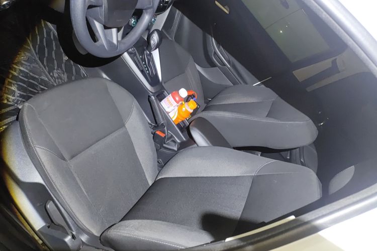 福特 福克斯 2017款 两厢 1.6L 自动舒适型智行版中控内饰19