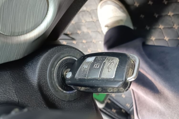 吉利汽车 远景X3 2017款 1.5L 手动精英型中控内饰11