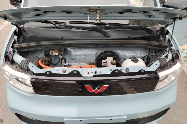 五菱汽车 宏光MINIEV 2022款 轻松款 磷酸铁锂机舱底盘24