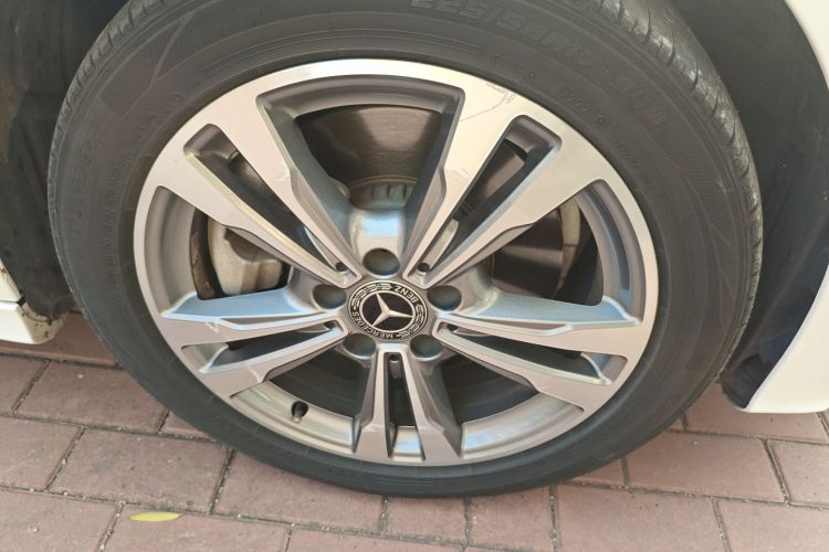 奔驰C级 2018款 C 200 L 运动版车身外观6007