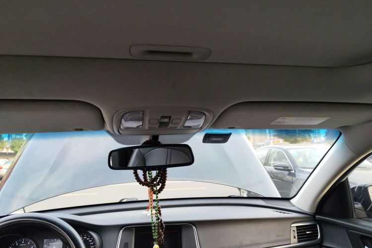 起亚K5 2016款 1.6T 自动GLS中控内饰22