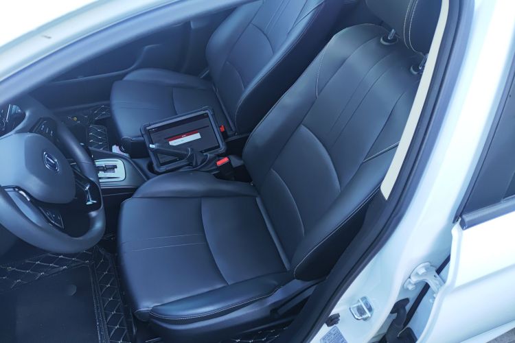 长安 悦翔 2019款 1.5L DCT 联动云版局部细节19