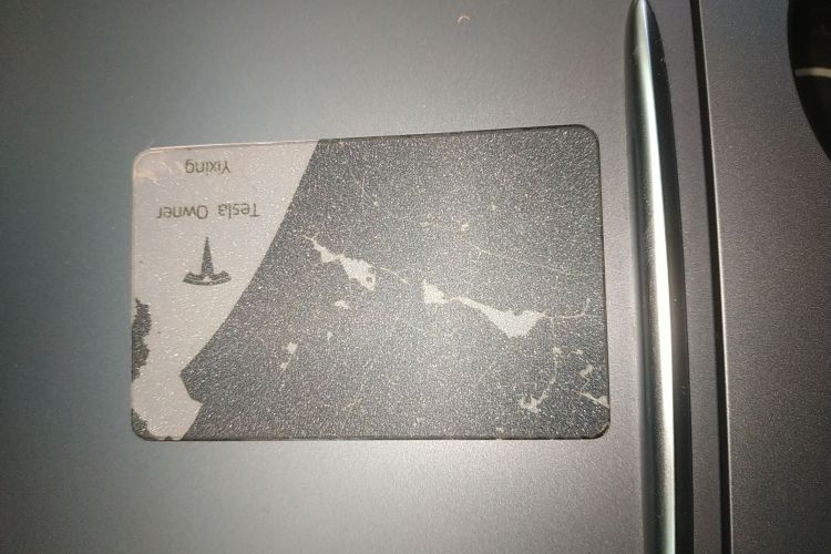 特斯拉 Model 3 2022款 后轮驱动版中控内饰11