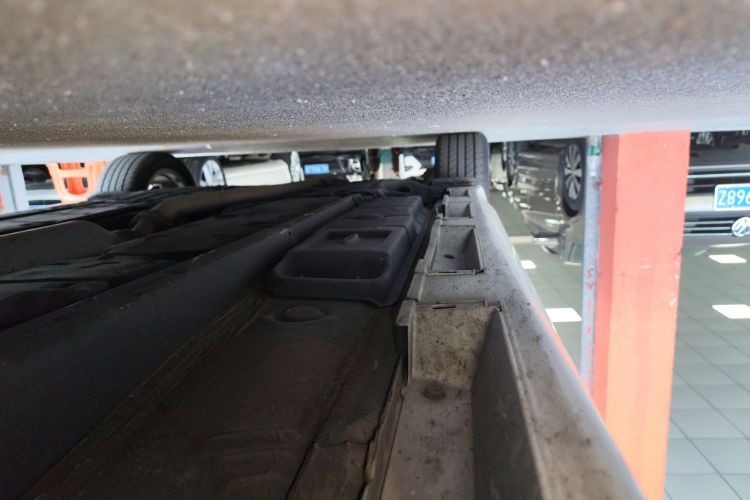 雷克萨斯ES 2017款 300h Mark Levinson舒适版局部细节9001