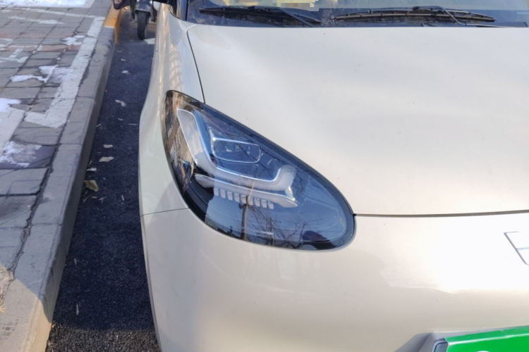 五菱汽车 五菱缤果 2024款 333km 悦享款车身外观8