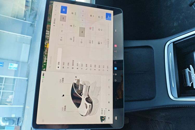 特斯拉 Model 3 2022款 后轮驱动版中控内饰16