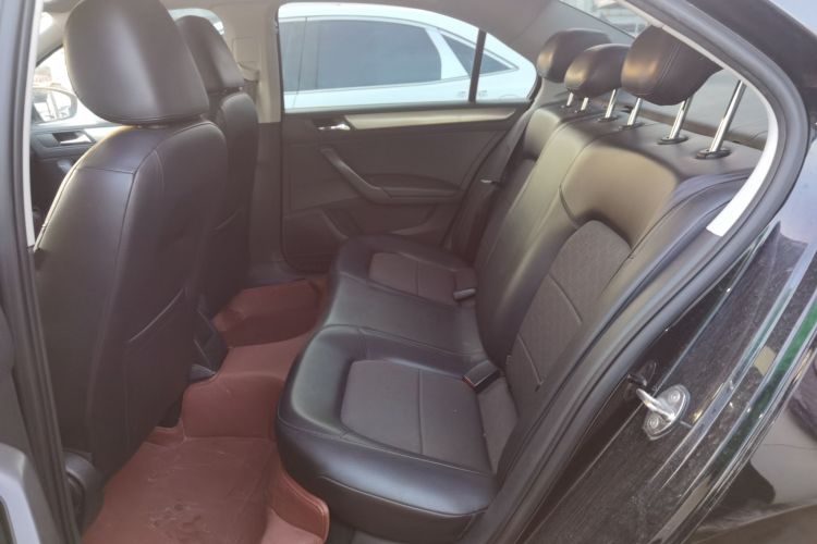 大众 桑塔纳 2015款 1.6L 自动舒适版中控内饰21