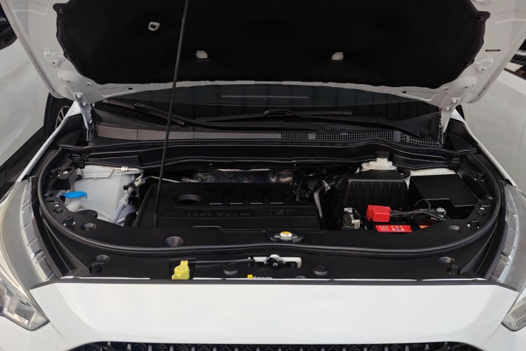 哈弗M6 2019款 1.5T DCT两驱精英型 国VI机舱底盘24