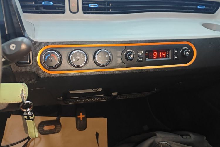 五菱汽车 宏光MINIEV 2020款 自在款 磷酸铁锂局部细节16