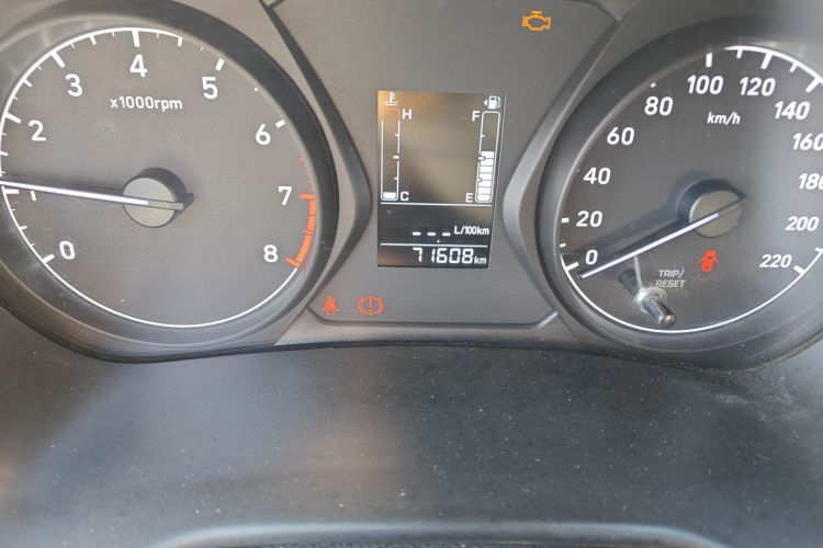 现代 瑞纳 2017款 1.4L 手动焕新版 国VI中控内饰14