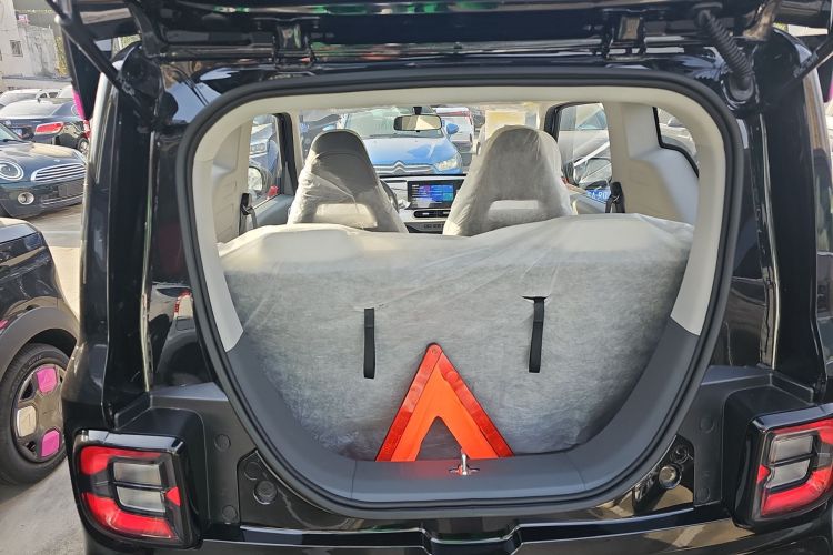 吉利银河 2025款 210km 熊猫卡丁机舱底盘23