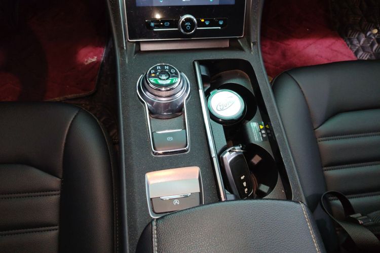 福特 蒙迪欧 2020款 EcoBoost 180 时尚型局部细节18