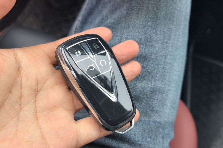 长安 逸动 2023款 畅享版 PLUS 蓝鲸NE 1.4T GDI DCT尊贵版中控内饰11