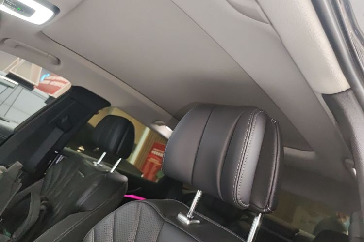 红旗H9 2024款 2.0T 旗享 私享风尚版局部细节22