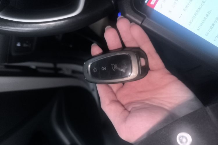 现代 2023款 途胜L 1.5T 自动两驱LUX尊贵版中控内饰11