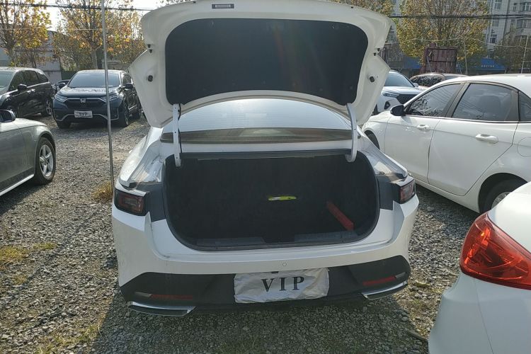 长安 逸动 2025款 蓝鲸 1.5T 500Bar尊贵型机舱底盘23