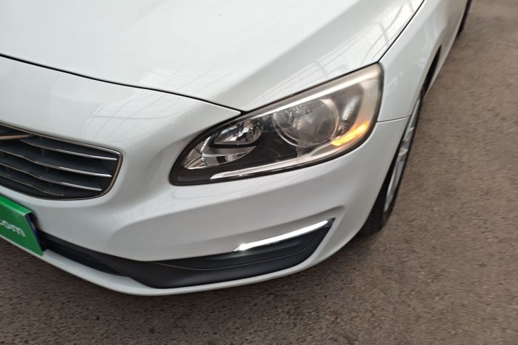 沃尔沃S60 2015款 S60L 2.0T 智行版局部细节36