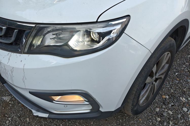 吉利汽车 博越 2016款 1.8TD 自动智慧型局部细节36