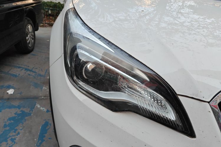 别克 昂科威 2016款 20T 两驱领先型车身外观8