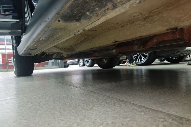 三菱 欧蓝德 2020款 2.0L 两驱畅享版 5座局部细节9001