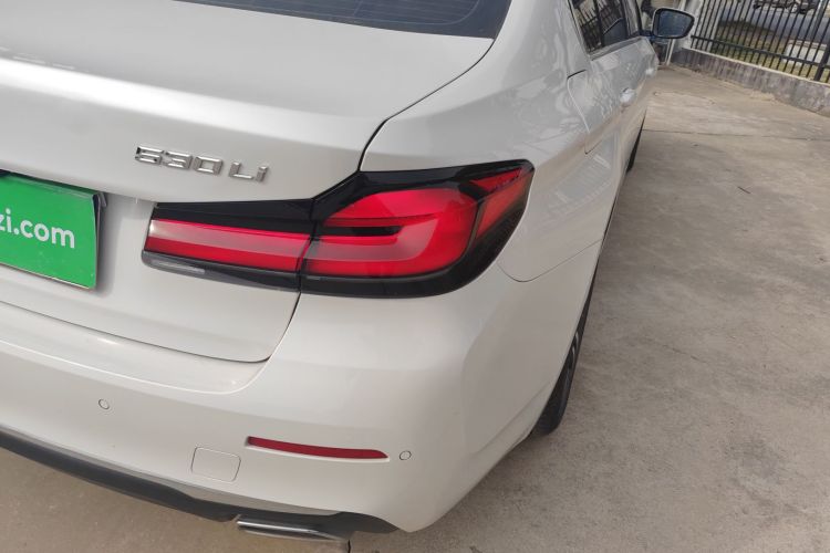 宝马5系 2021款 改款 530Li 领先型 豪华套装车身外观6006