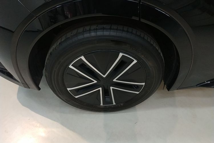 丰田bZ5 2025款 550 JOY车身外观6008