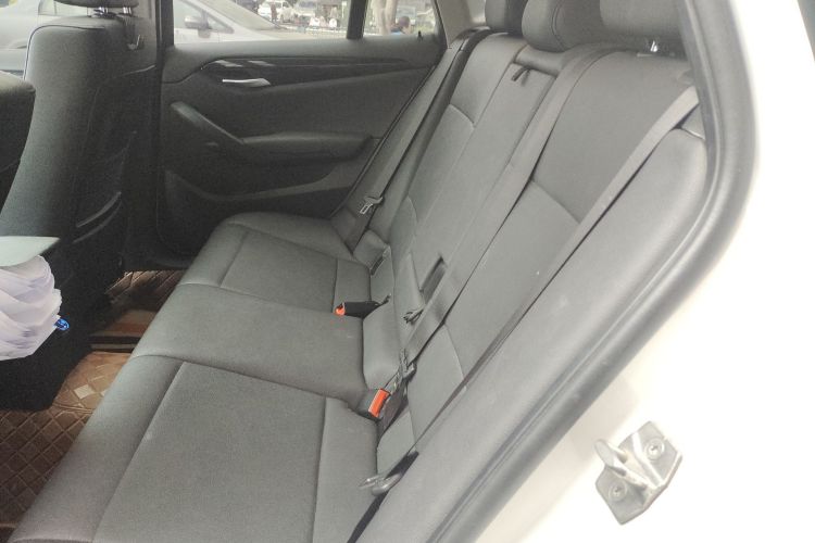 宝马X1 2015款 sDrive18i 领先晋级版中控内饰21