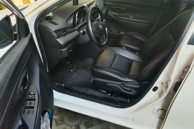 丰田 威驰 2017款 1.5L CVT创行版中控内饰20