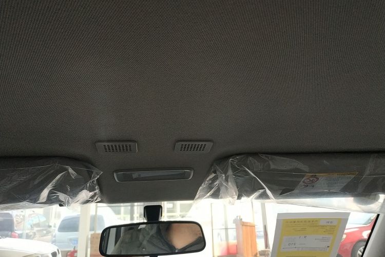 吉利银河 熊猫 2025款 210km 元气熊中控内饰22