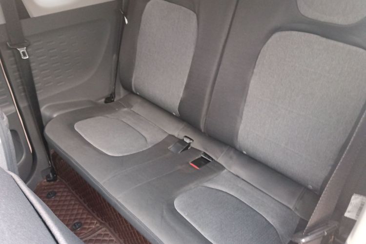 五菱汽车 宏光MINIEV 2021款 马卡龙时尚款 三元锂中控内饰21