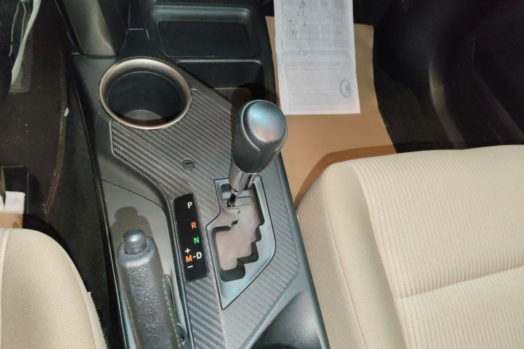 丰田 RAV4荣放 2013款 2.0L CVT四驱风尚版中控内饰18